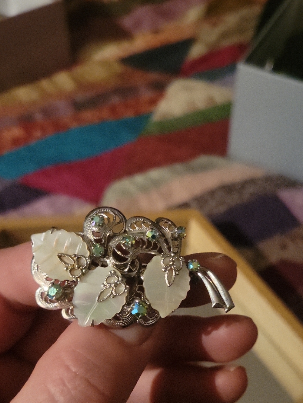 Vintage-style Leaf Brooch with Opalescent Accents